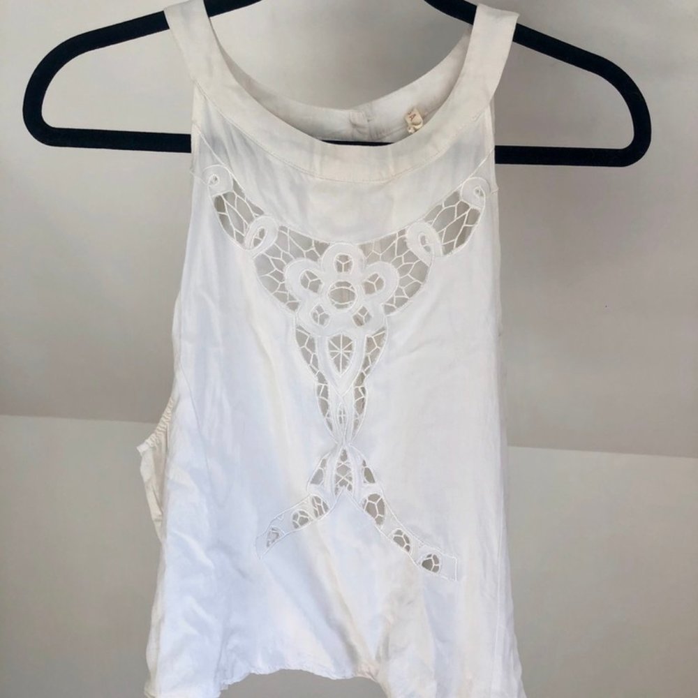 White crop top with lace detailing